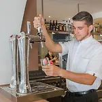 Szálloda Jeni & Restaurant