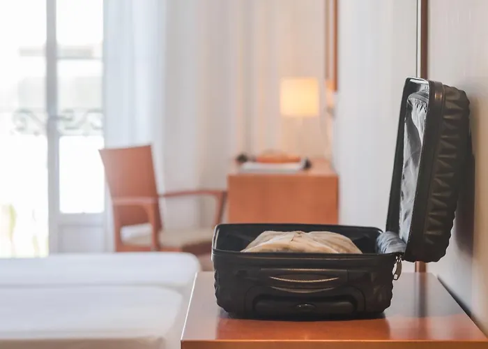 Hotel Jeni & Restaurant 3*