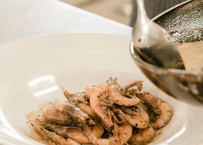 Jeni & Restaurant Hotel