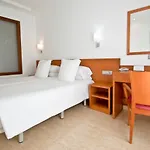 Hotell Jeni & Restaurant Es Mercadal