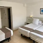 Jeni & Restaurant Hotel