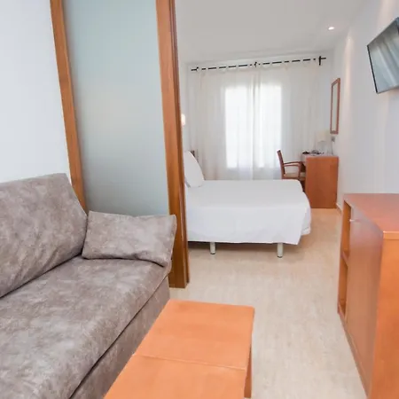 Jeni & Restaurant Es Mercadal