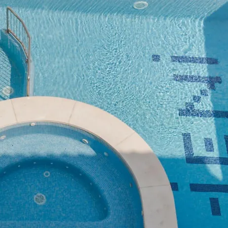 Jeni & Restaurant מלון אס מרקדל