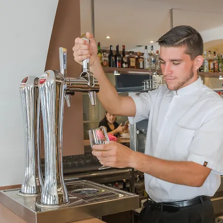 Hotel Jeni & Restaurant