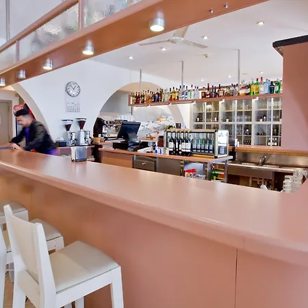 Hotel Jeni&restaurant 3*