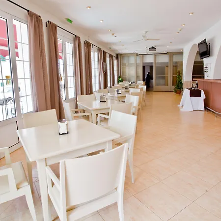 Hotel Jeni & Restaurant Es Mercadal