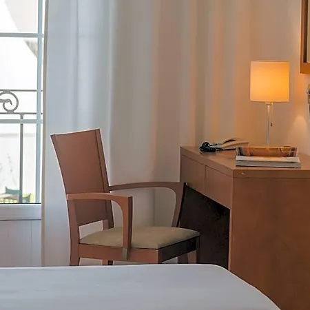 Hotel Jeni & Restaurant Es Mercadal
