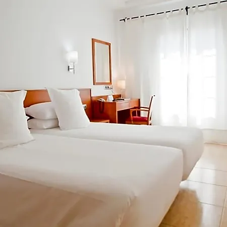 Hotel Jeni & Restaurant 3*