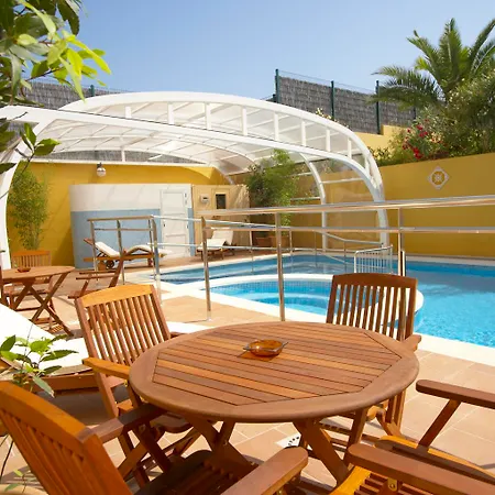 Hotel Jeni & Restaurant 3*