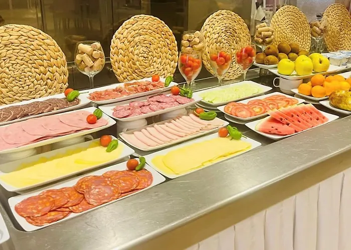 Jeni & Restaurant Hotel