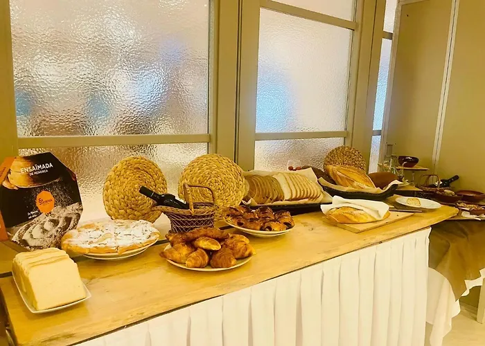 Jeni & Restaurant Es Mercadal