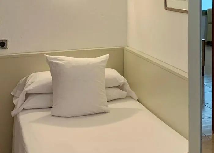 Hotel Jeni & Restaurant