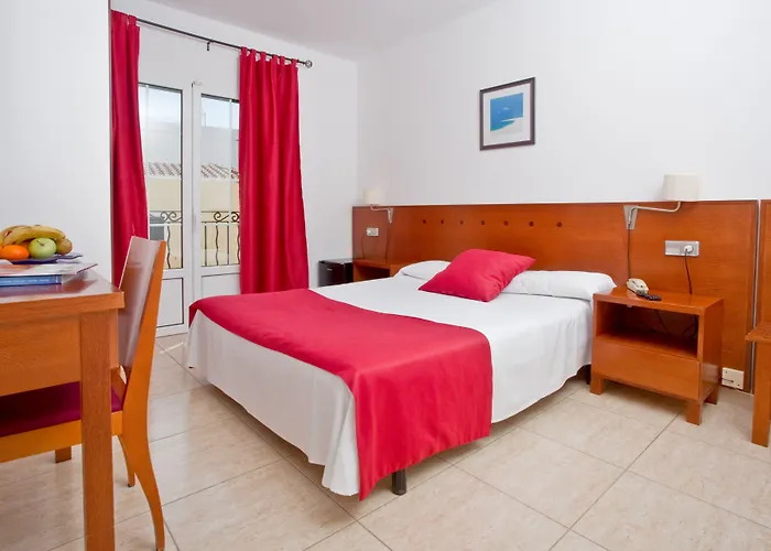 Jeni & Restaurant Es Mercadal