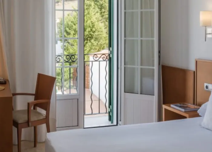 Jeni & Restaurant Hotel